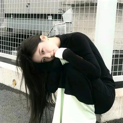 正是青春璀璨时