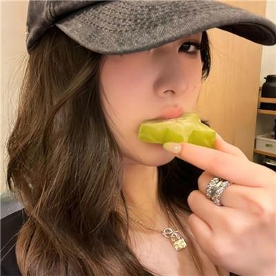 花花公子之千面女陪游